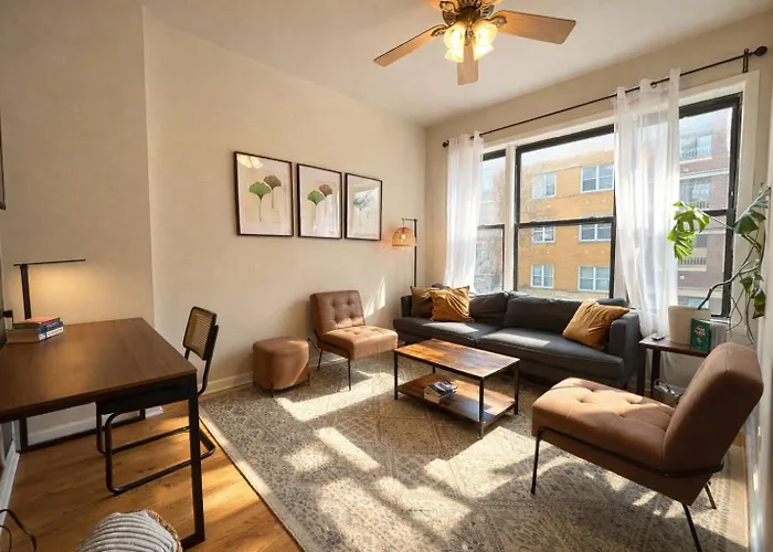 Flexhome Ukrainian Village - 2br - Convenient Walkability